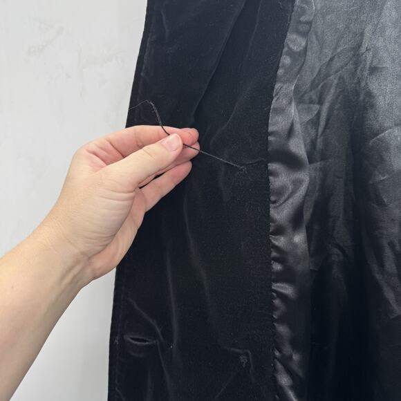 Vintage 90s Old Navy Velvet Pea Coat Sz XL Black Witchy Goth Grunge Regency Gorp - Picture 6 of 11